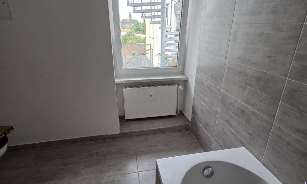 Uninahe 2-Raumwohnung mit Eichenparkett und EBK - Photo 4