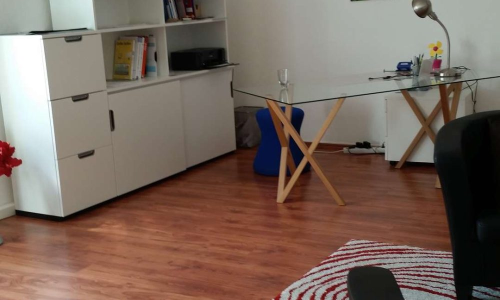Altbaucharme trifft auf großzügiges Wohnen – 2-Raum-Wohnung mit Balkon - Photo 4