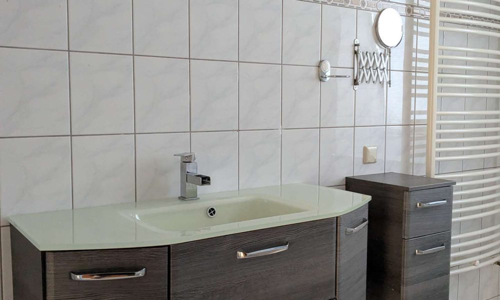 Großzügige 3-Zimmer-Wohnung mit Tageslichtbad – An der Hoffischerei 1, Merseburg - Photo 2