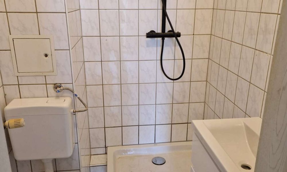 Balkon, Einbauküche möglich, frisch renoviert - Photo 1