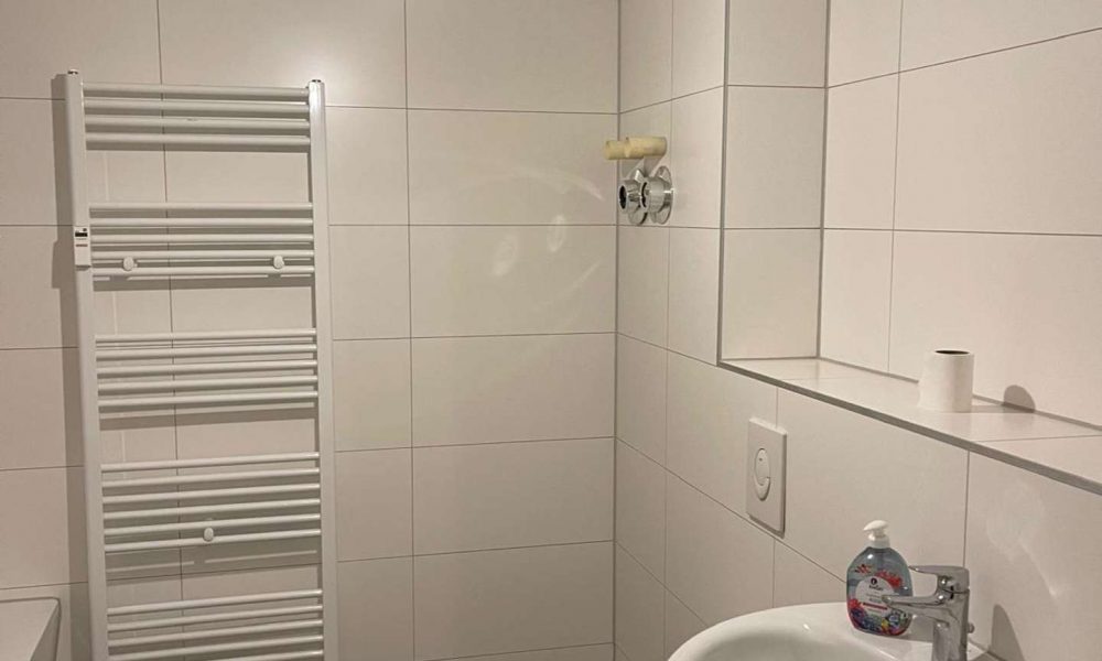 Helle 2-Zimmer-Wohnung mit Balkon - Foto 4