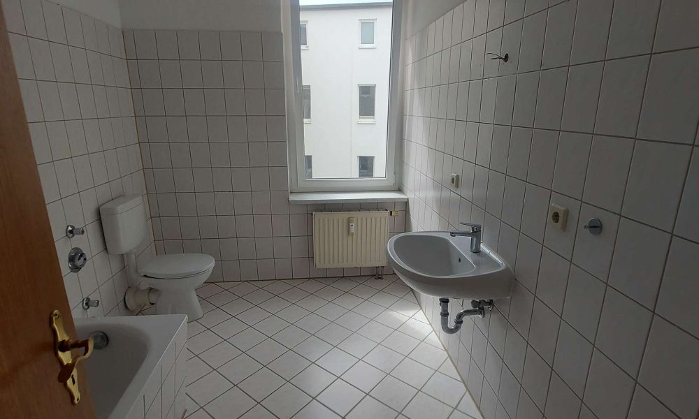 Zentral gelegene 2-Raum-Wohnung 42 qm ab sofort zu vermieten - Foto 3