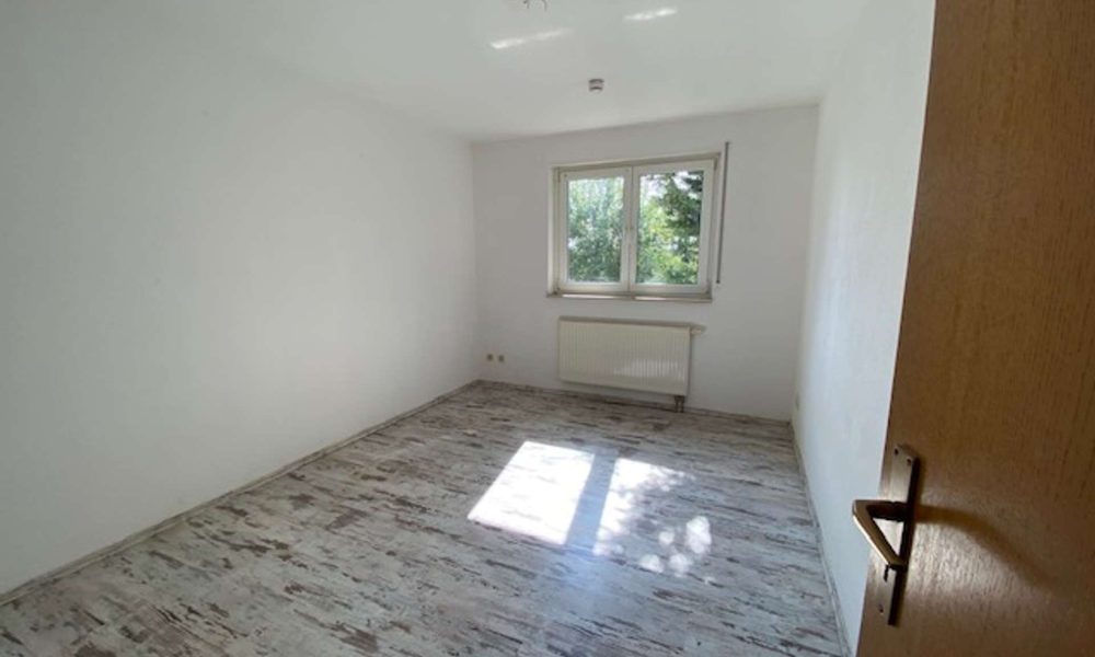 Reihenhaus in ruhiger und grüner Umgebung frei ab 01.11.26 - Photo 2