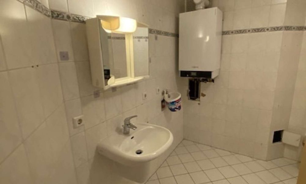 City-Wohnung mit Balkon – auf Wunsch EBK und PkW-Stellplatz möglich - Photo 3
