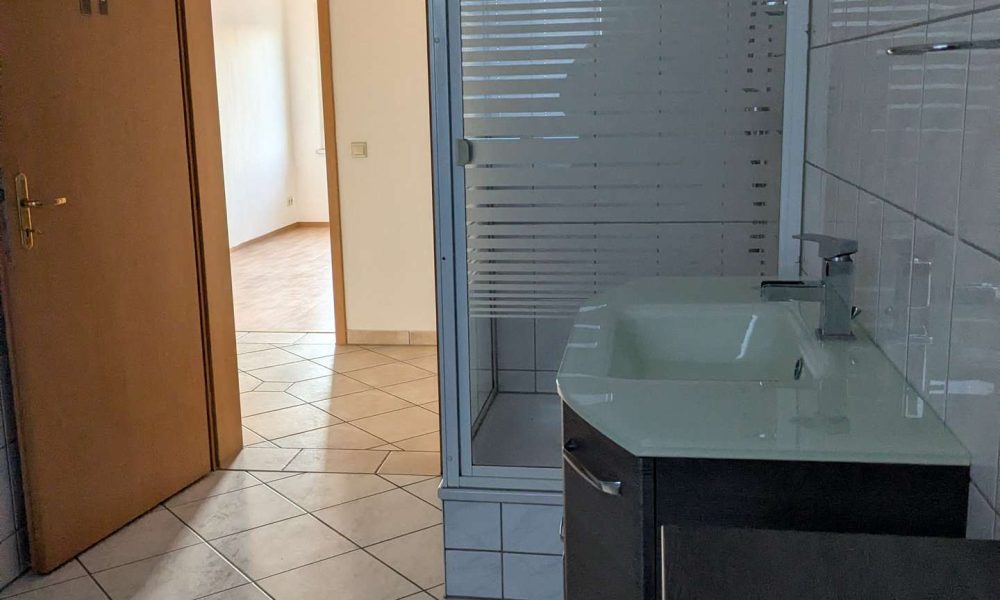 Großzügige 3-Zimmer-Wohnung mit Tageslichtbad – An der Hoffischerei 1, Merseburg - Photo 1