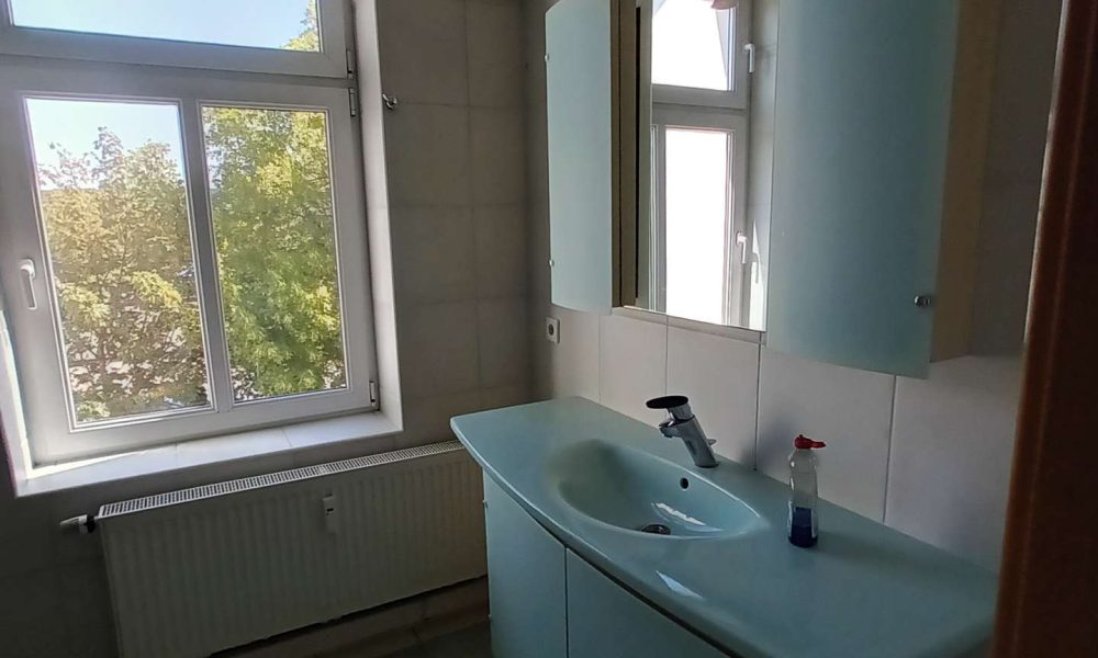 Tolle 3-Raum-Wohnung mit Balkon ab sofort!!! - Photo 2