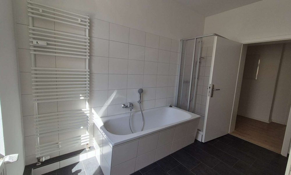 Schicke helle 2-Raum Wohnung - Foto 1