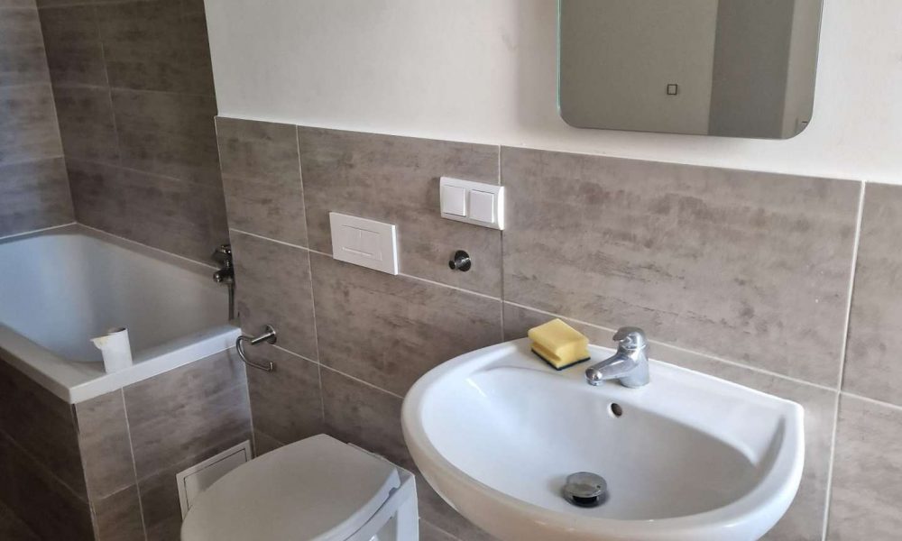 Schöne 2-Raumwohnung mit Eichenparkett und EBK - Foto 5